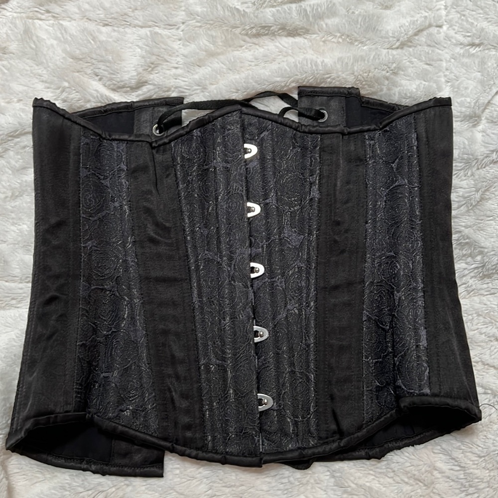 Hearts Delight Black Rose Silk Underbust Corset